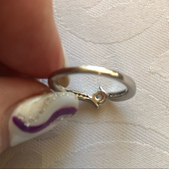 Size 7 Sterling Silver Tension Set Moissanite Channel set Diamonds Sparkly - Picture 8 of 14